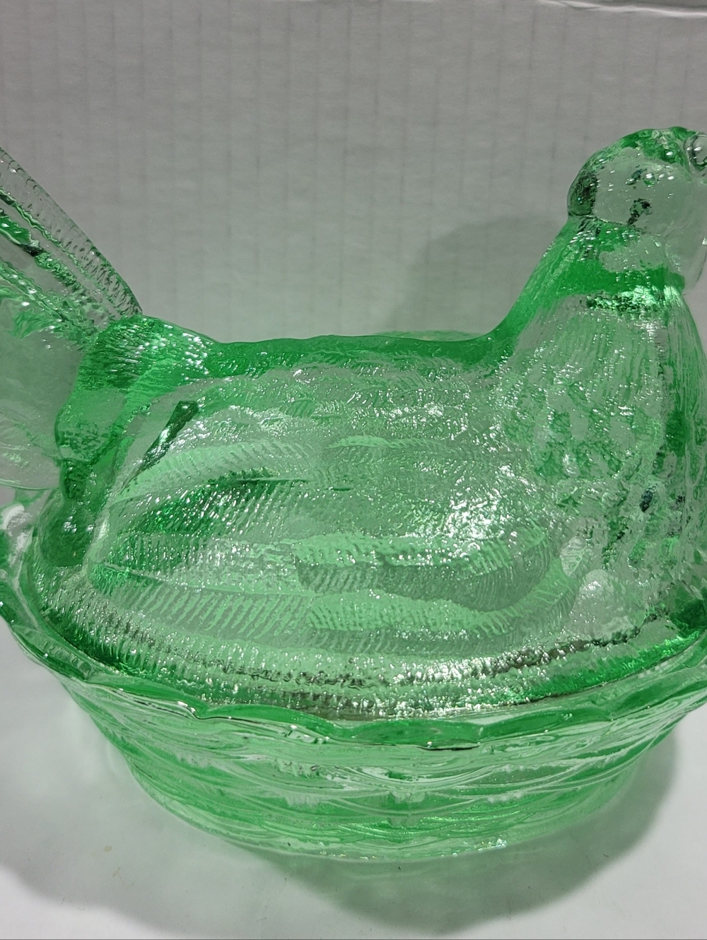 Green Glass Hen on Nest Covered Dish Vintage Style - Picture 4 of 11